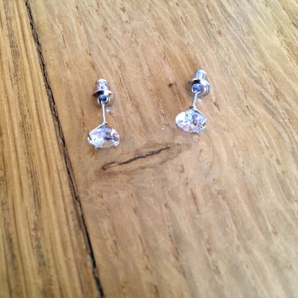 925 CZ Diamond Earrings - Picture 4 of 5